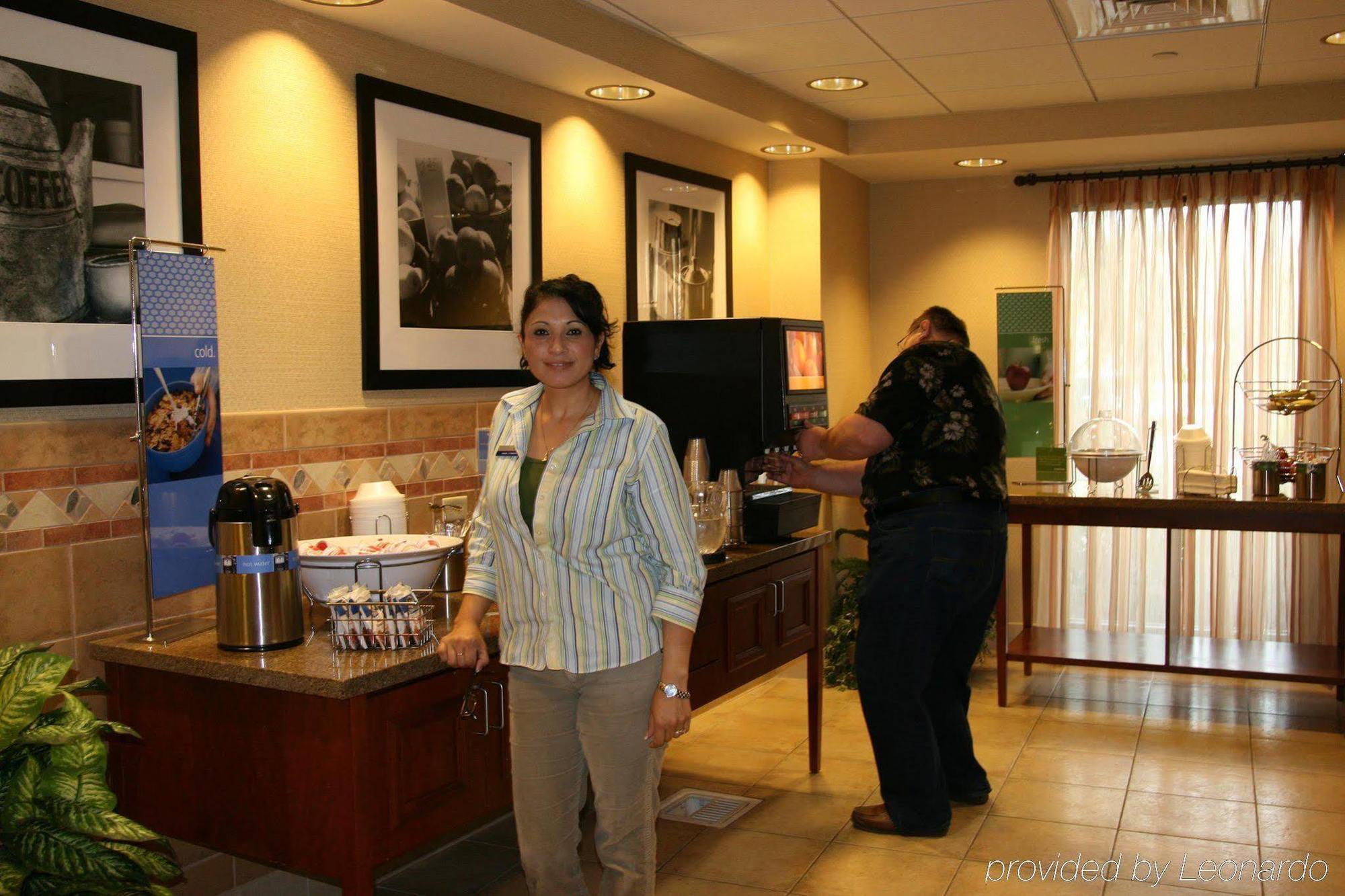 Hampton Inn & Suites Highland San Bernardino Restaurace fotografie